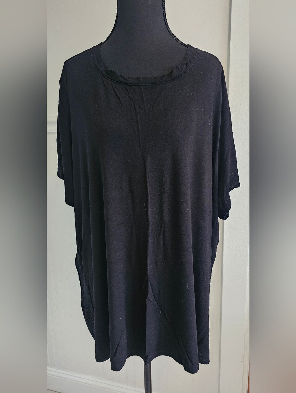 Torrid Super Soft Black Women's Short Sleeve T-shirt 4X